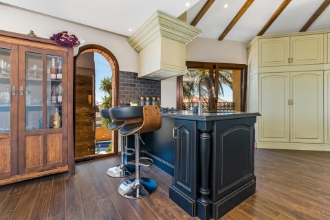 Продажа виллы в Сьюдад Кесада, Аликанте, Испания 4 спальни, 288м2 №135619 - фото 7