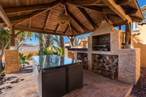 Продажа виллы в Сьюдад Кесада, Аликанте, Испания 4 спальни, 288м2 №135619 - фото 29