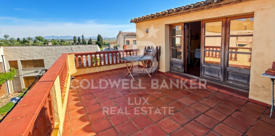 Huvila Albons, Girona, Espanja 2 makuuhuonetta, 174 m2 No. 159711