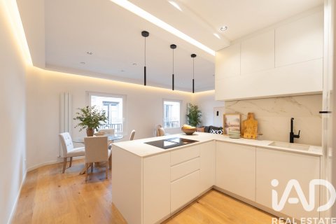 Huoneisto vuokrattavana Madrid, Espanja, 3 makuuhuonetta, 96 m2 No. 187578 - kuva 8