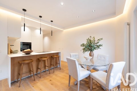 Huoneisto vuokrattavana Madrid, Espanja, 3 makuuhuonetta, 96 m2 No. 187578 - kuva 10