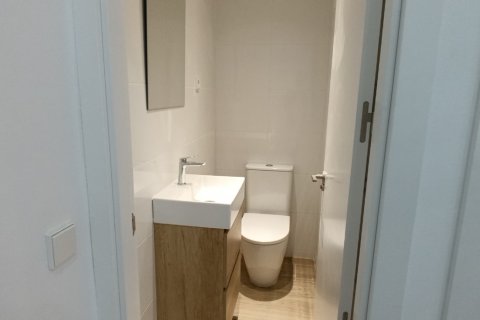 Ofiss īrēšanai Madrid, Spānijā 2 istabas, 100 m2 Nr. 187575 - attēls 11