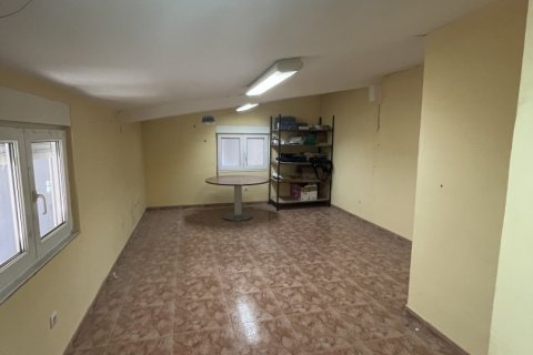 Liikekiinteistö vuokrattavana Pobladura De Pelayo Garcia, Leon, Espanja , 200 m2 No. 187579 - kuva 14