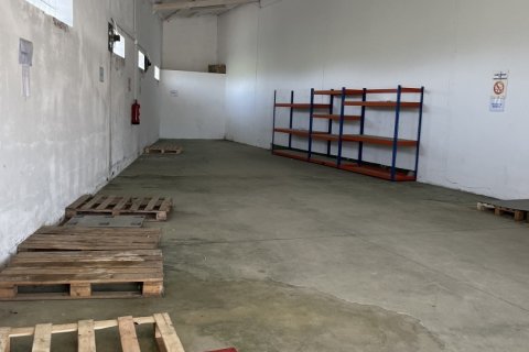 Liikekiinteistö vuokrattavana Pobladura De Pelayo Garcia, Leon, Espanja , 200 m2 No. 187579 - kuva 10