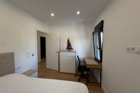 Kaupunkipientalo myytävänä Benidorm, Alicante, Espanja, 3 makuuhuonetta, 100 m2 No. 140646 - kuva 15