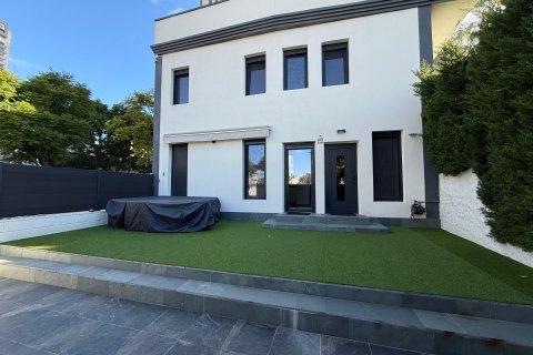 Kaupunkipientalo myytävänä Benidorm, Alicante, Espanja, 3 makuuhuonetta, 100 m2 No. 140646 - kuva 1