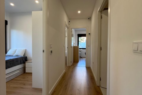 Kaupunkipientalo myytävänä Benidorm, Alicante, Espanja, 3 makuuhuonetta, 100 m2 No. 140646 - kuva 9