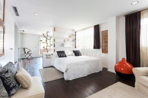 Ático en alquiler en Barcelona, España 5 dormitorios, 520 m2 No. 160531 - foto 10