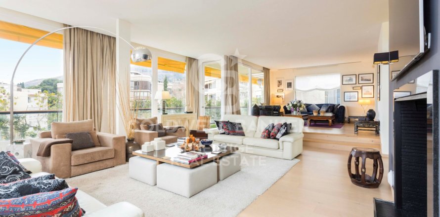 Ático en Barcelona, España 5 dormitorios, 520 m2 No. 160531