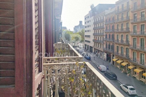 Apartment for rent in Barcelona, Spain 3 bedrooms, 120 sq.m. No. 160530 - photo 11