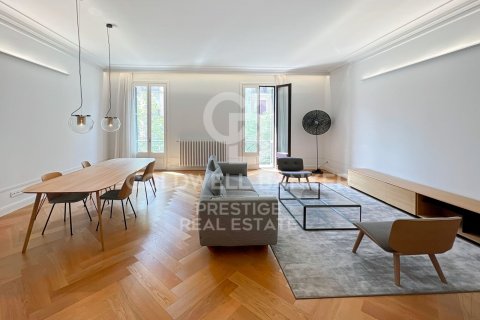 Apartment à louer à Barcelona, Espagne, 3 chambres, 196 m2 No. 160529 - photo 4