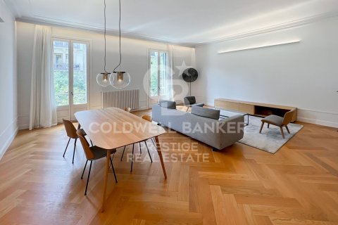 Apartment à louer à Barcelona, Espagne, 3 chambres, 196 m2 No. 160529 - photo 3