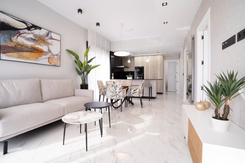 Продажа квартиры в Мурсия, Испания 3 спальни, 83м2 №191650 - фото 8