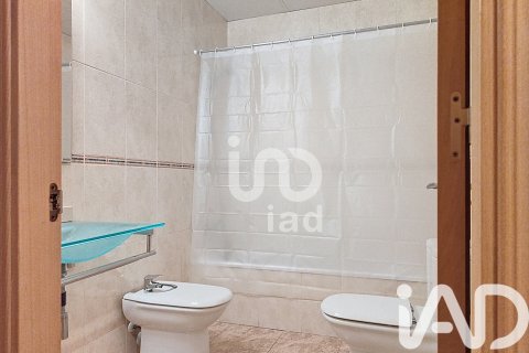 Huoneisto myytävänä Vilanova i la Geltru, Barcelona, Espanja, 2 makuuhuonetta, 120 m2 No. 173185 - kuva 18
