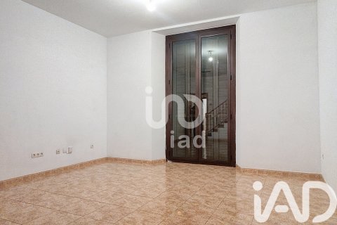 Huoneisto myytävänä Vilanova i la Geltru, Barcelona, Espanja, 2 makuuhuonetta, 120 m2 No. 173185 - kuva 6