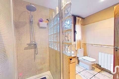 Hus till salu i Valls, Tarragona, Spanien 5 sovrum, 1950 kvm. Nr. 153621 - foto 21