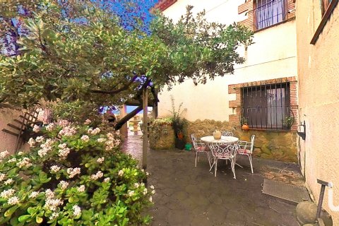 Hus till salu i Valls, Tarragona, Spanien 5 sovrum, 1950 kvm. Nr. 153621 - foto 6