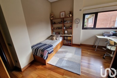 Продажа дома в Карбахал де ла Легуа, Леон, Испания 4 спальни, 382м2 №153620 - фото 7