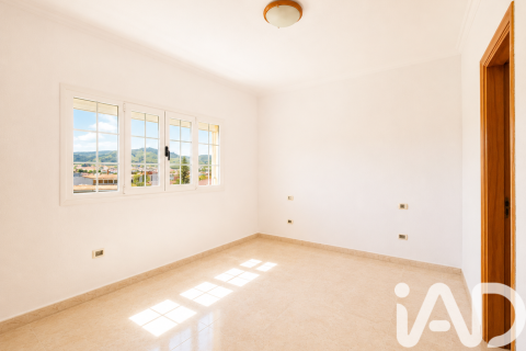 Huoneisto myytävänä San Cristobal de La Laguna, Tenerife, Espanja, 3 makuuhuonetta, 98 m2 No. 172135 - kuva 5