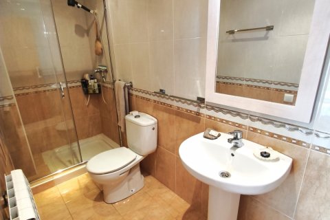 Apartment for sale in Alcover, Tarragona, Spain 3 bedrooms, 119 sq.m. No. 172139 - photo 14