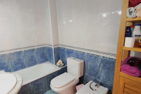 Apartment for sale in Alcover, Tarragona, Spain 3 bedrooms, 119 sq.m. No. 172139 - photo 15