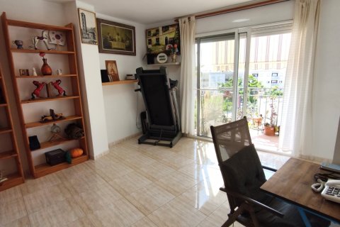 Apartment for sale in Alcover, Tarragona, Spain 3 bedrooms, 119 sq.m. No. 172139 - photo 3