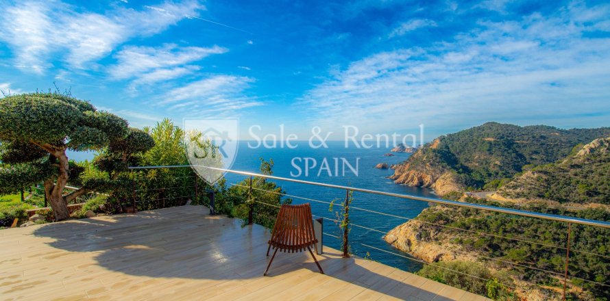 Casa a Tossa de Mar, Girona, Spagna 5 camere da letto, 285 mq. N° 166463