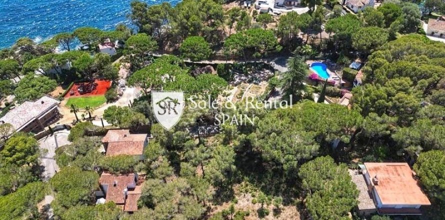 Casa a Lloret de Mar, Girona, Spagna 4 camere da letto, 203 mq. N° 166461