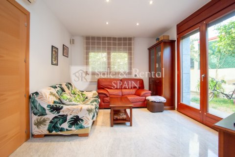House for sale in Blanes, Girona, Spain 7 bedrooms, 471 sq.m. No. 166464 - photo 15