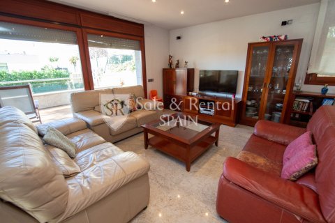 House for sale in Blanes, Girona, Spain 7 bedrooms, 471 sq.m. No. 166464 - photo 6