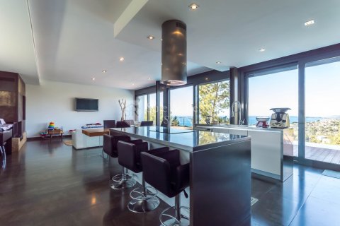 House for sale in Lloret de Mar, Girona, Spain 4 bedrooms, 270 sq.m. No. 166466 - photo 6