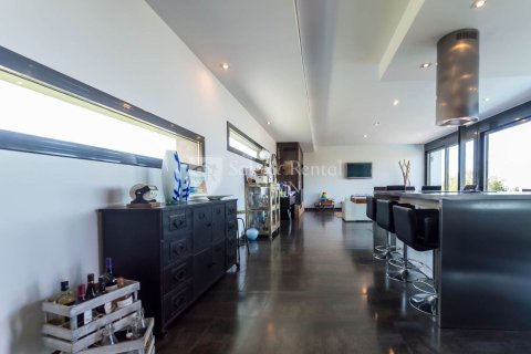 House for sale in Lloret de Mar, Girona, Spain 4 bedrooms, 270 sq.m. No. 166466 - photo 5