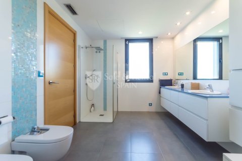 House for sale in Lloret de Mar, Girona, Spain 4 bedrooms, 270 sq.m. No. 166466 - photo 20