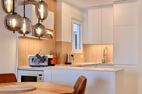 Apartament w Torrevieja, Alicante, Hiszpania 2 sypialnie, 76 mkw. nr 143741 – zdjęcie 5