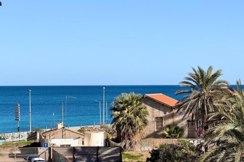 Apartament w Torrevieja, Alicante, Hiszpania 2 sypialnie, 76 mkw. nr 143741 – zdjęcie 1