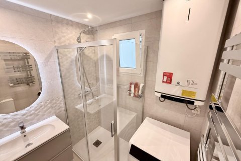 Apartament w Torrevieja, Alicante, Hiszpania 2 sypialnie, 76 mkw. nr 143741 – zdjęcie 24