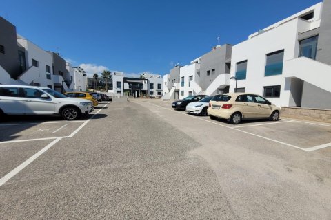 Bungalow à vendre à La Zenia, Alicante, Espagne, 2 chambres, 90 m2 No. 143742 - photo 2