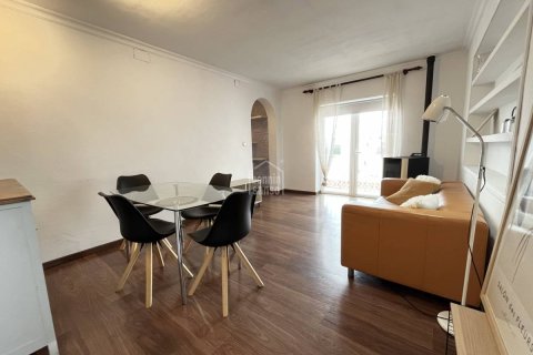 Apartment à vendre à Es Castell, Menorca, Espagne, 2 chambres, 68 m2 No. 143745 - photo 1