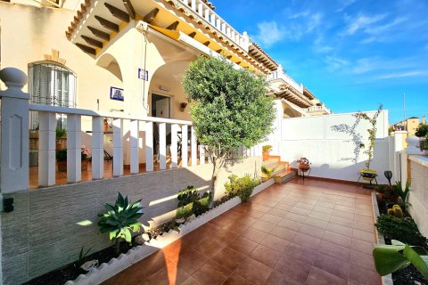 Dom w La Zenia, Alicante, Hiszpania 2 sypialnie, 80 mkw. nr 143740 – zdjęcie 1