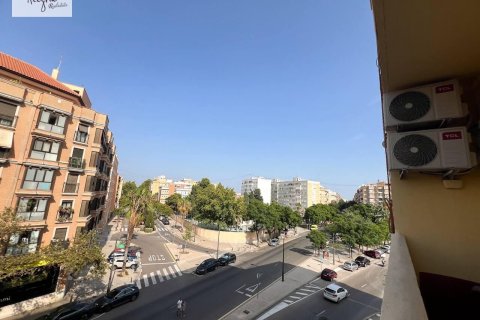 Lägenhet för uthyrning i Valencia, Spanien 1 sovrum, 72 kvm. Nr. 143739 - foto 8