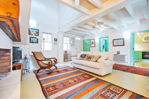 Продажа таухауса в Маон, Менорка, Испания 2 спальни, 193м2 №143744 - фото 5