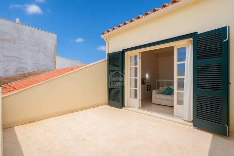 Продажа таухауса в Маон, Менорка, Испания 2 спальни, 193м2 №143744 - фото 13