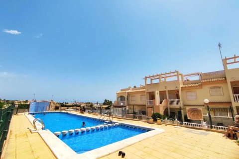 Casa adosada en venta en Alicante, España 2 dormitorios,  No. 146370 - foto 4