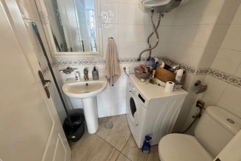 Casa adosada en venta en Alicante, España 2 dormitorios,  No. 146370 - foto 11