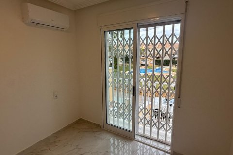 Продажа дуплекса в Торревьеха, Аликанте, Испания 2 спальни, 75м2 №146369 - фото 12