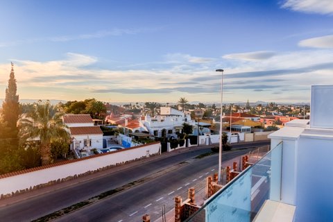 Townhouse zum Verkauf Pilar de la Horadada, Alicante, Spanien 3 Schlafzimmer, 107 m2 Nr. 133163 - Foto 13