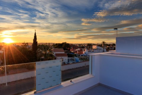 Townhouse zum Verkauf Pilar de la Horadada, Alicante, Spanien 3 Schlafzimmer, 107 m2 Nr. 133163 - Foto 15