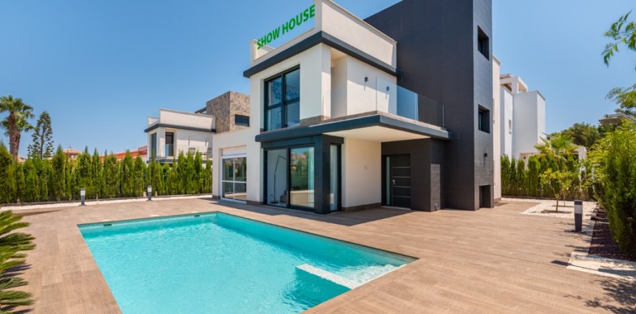 Villa in Murcia, Spain 4 bedrooms, 153 sq.m. No. 144899