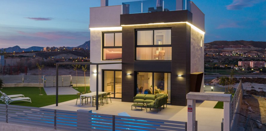 Villa i San Juan, Alicante, Spanien 3 sovrum, 327 kvm. Nr. 134092