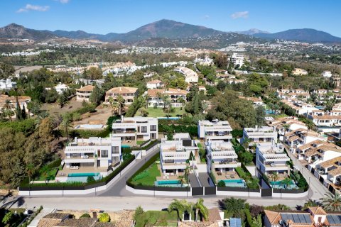 Продажа виллы Эстепона, Малага, Испания 4 спальни, 658м2 №108094 - фото 3